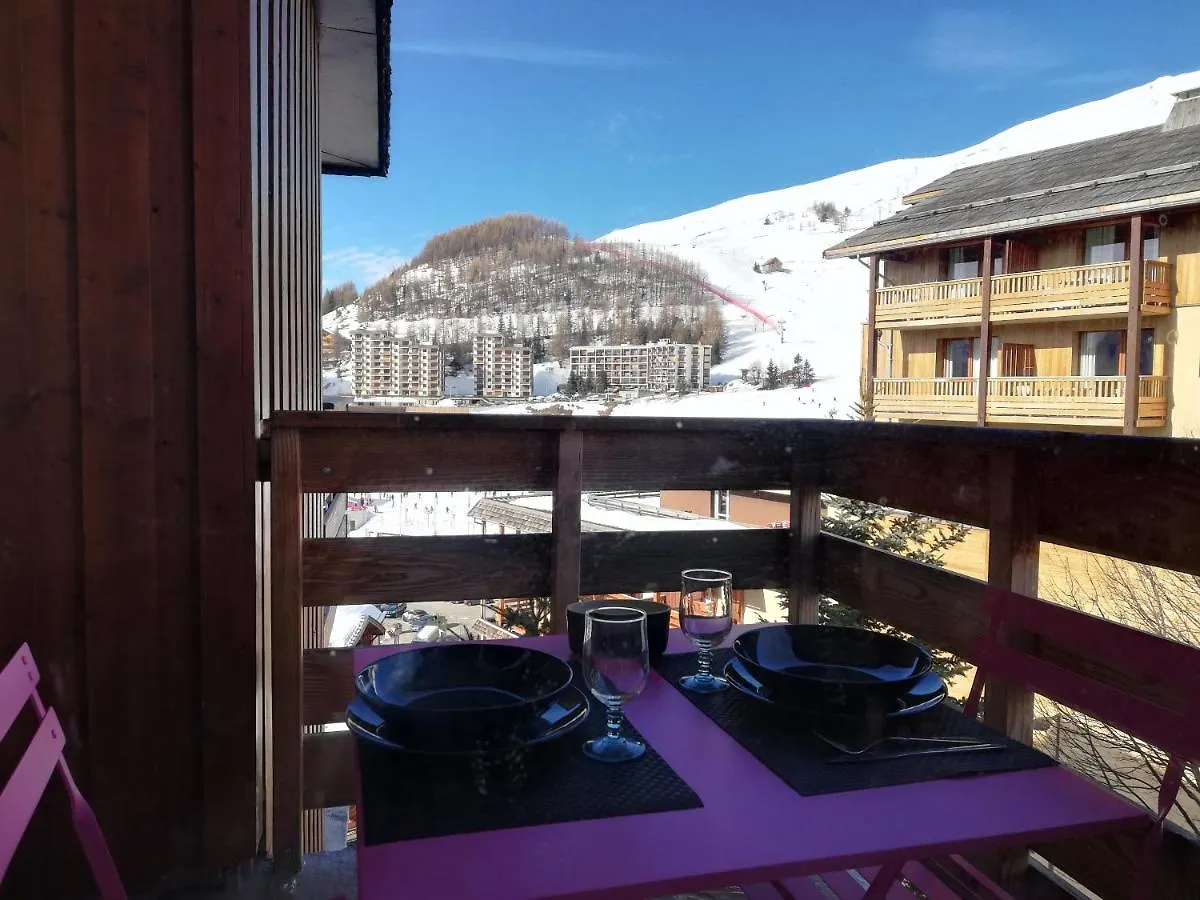 Appartement Orcières Rond point des Pistes, Front de neige